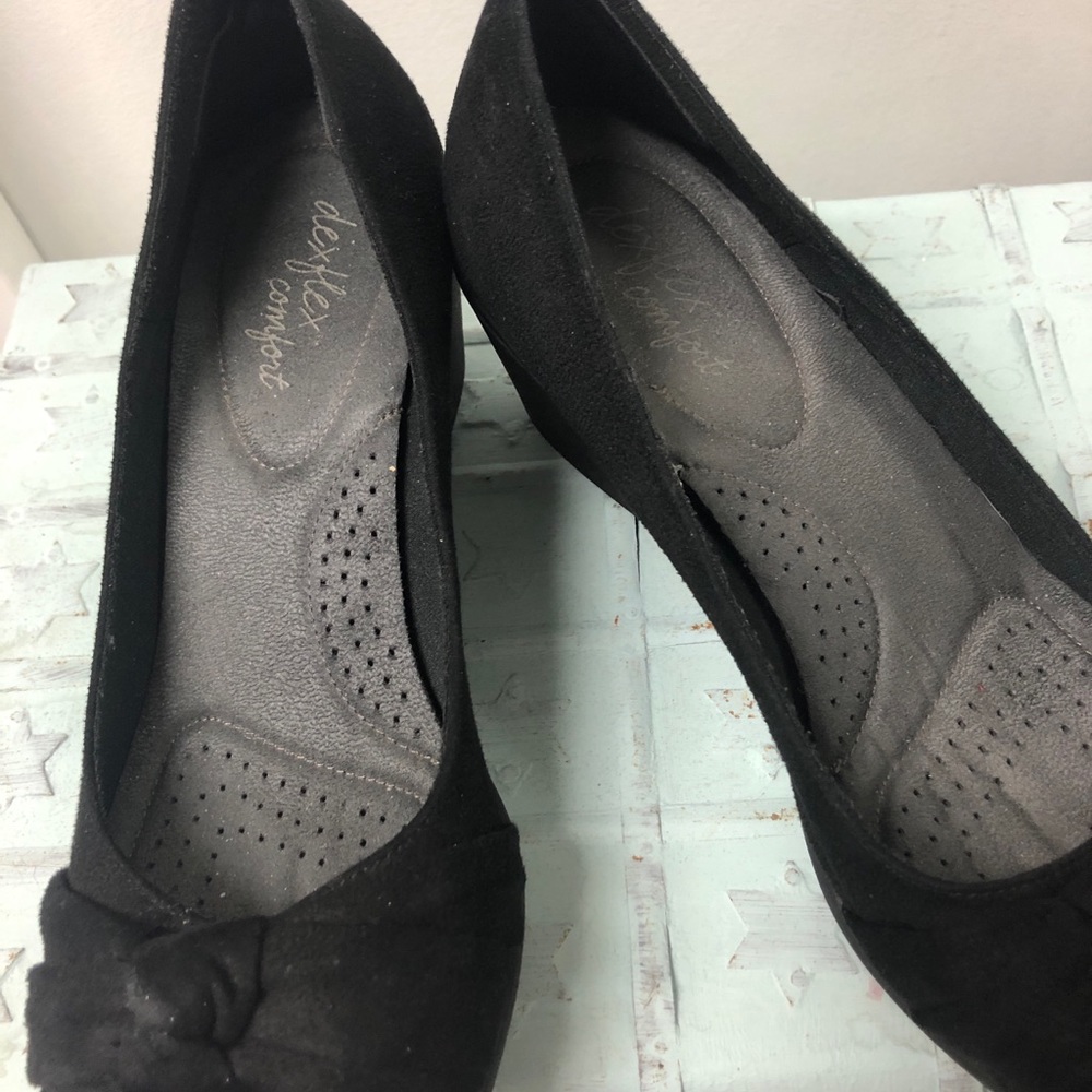 Black Dexflex shoes size 9 1/2